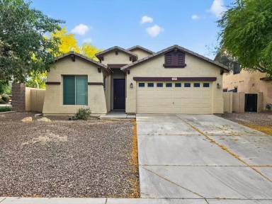 Main picture of 1451 E Clark Dr