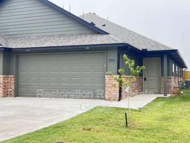 Main picture of 11411 N University Dr