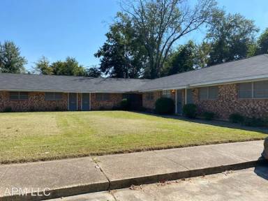 Main picture of 706 Stubbs Ave