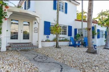 Main picture of 842 Espanola Way