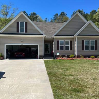Main picture of 602 Princess Anne Cir