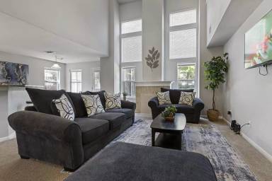 Main picture of 1534 Lorson Loop