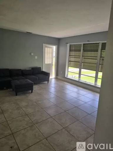 Main picture of 22116 Beverly Ave