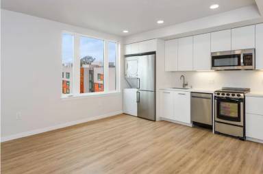 Main picture of 2067 University Ave