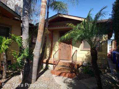 Main picture of 3743 Bancroft St
