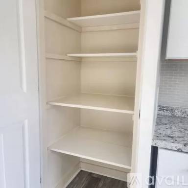 Main picture of 2213 Lehman St