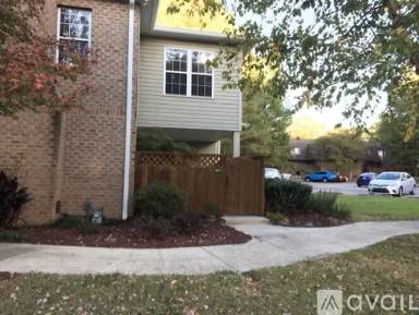 Main picture of Summerwalk Cir