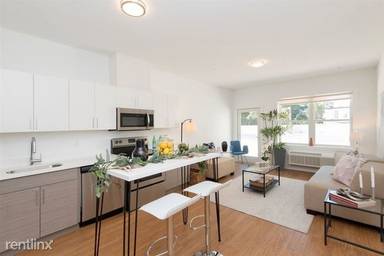 Main picture of 429 Bergen Ave