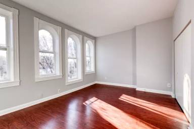 Main picture of 1710 Saint Paul St