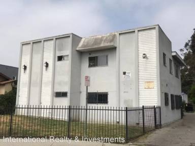 Main picture of 2531 S Burnside Ave