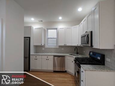 Main picture of 3637 N Paulina St