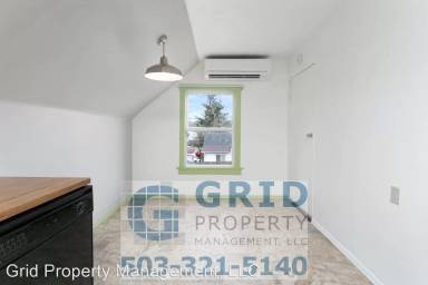 Main picture of 3815 SE 64th Ave