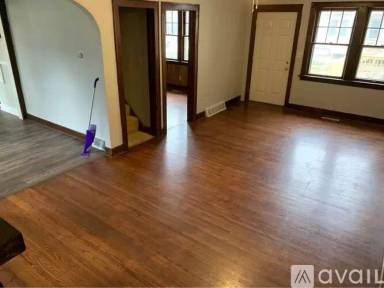 Main picture of 308 S Cedar Ave