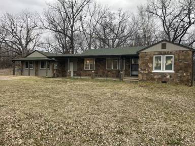 Main picture of 4600 E Huntsville Rd