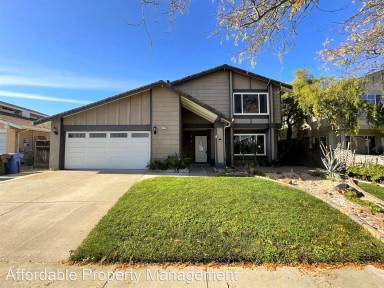 Main picture of 34499 Salinas Pl