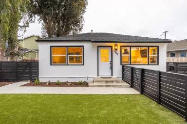 Main picture of 3559 Nile St