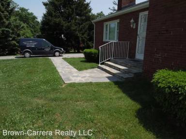 Main picture of 560 E G St