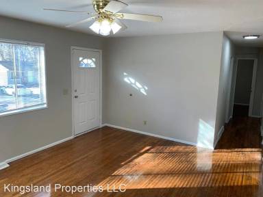 Main picture of 10228 Lord Dr