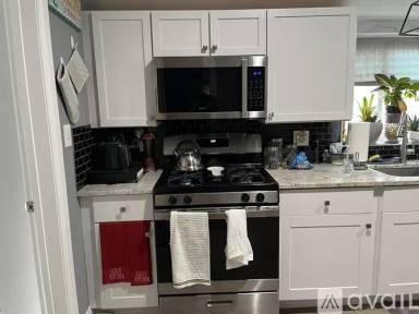 Main picture of 8020 S Prairie Ave