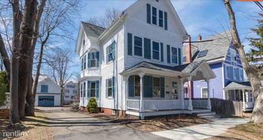 Main picture of 292 Wibird St