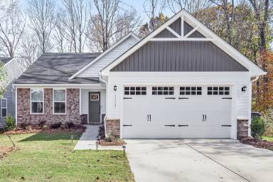 Main picture of 1113 Mosleywood Ln