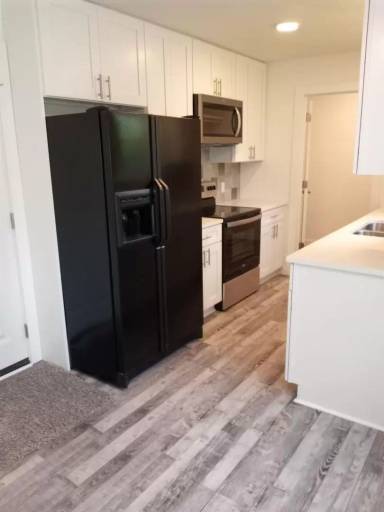 Main picture of 1261 S Plaza Ave