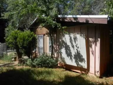 Main picture of 10648 Oak St