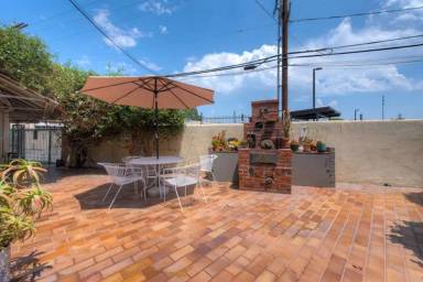 Main picture of 11033 La Maida St