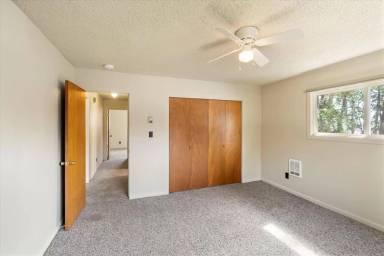 Main picture of 172 Holt Dr