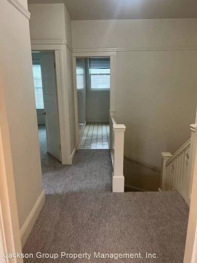 Main picture of 184 10th Ave