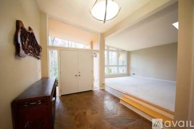 Main picture of 6495 Vernon Woods Dr