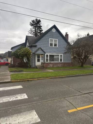 Main picture of 600 S 4th Ave