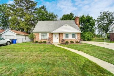 Main picture of 1115 Secor Rd