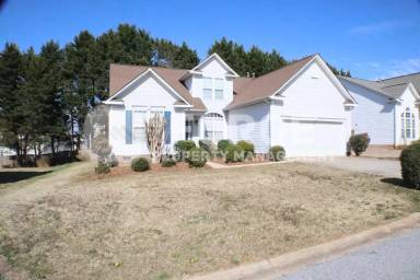 Main picture of 819 Laurel Meadows Pkwy