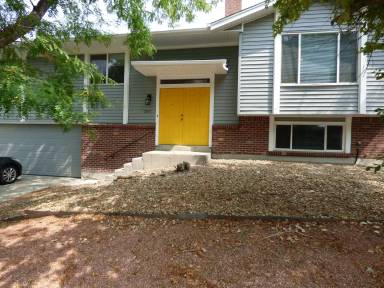 Main picture of 2910 S Richfield St