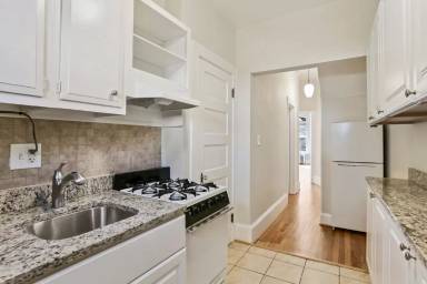 Main picture of 1010 South Carolina Avenue Southeast - 2
