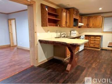 Main picture of 12 Mosher Ave