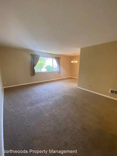 Main picture of 140 Crestview Ter