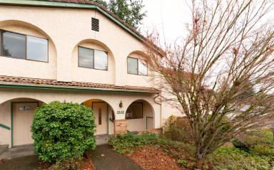 Main picture of 1500 Union Ave NE