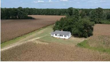 Main picture of 1741 Timmonsville Hwy