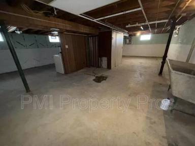 Main picture of 5836 N 75th St