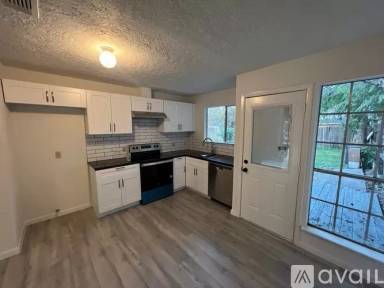 Main picture of 9503 Riverside Lodge Dr