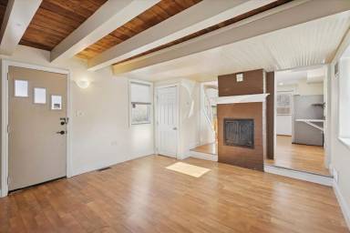 Main picture of 312 Saint Marys St