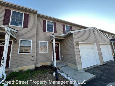 Main picture of 206 Red Cedar Ln