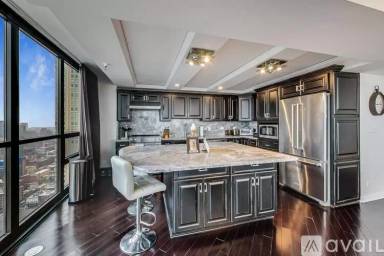 Main picture of 10 E Ontario St Apartments