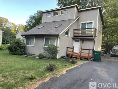 Main picture of 610 Forest Dr