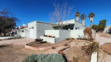 Main picture of 431 W Redd Rd