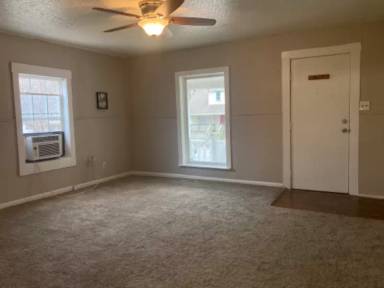 Main picture of 830 S Grant Ave