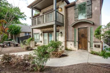 Main picture of 2733 Lubbock Ave - 101