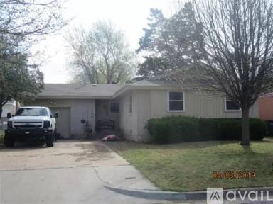 Main picture of 616 Leslie Dr